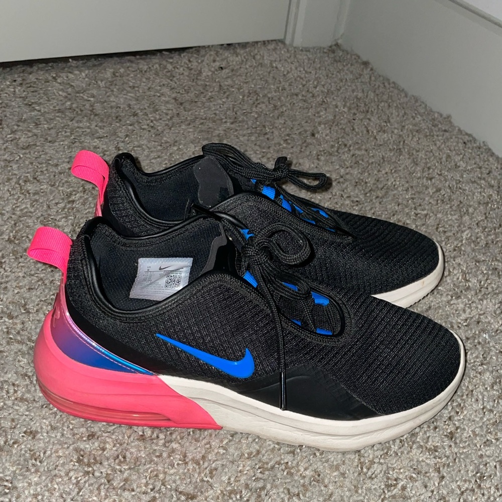 Nike Air Shoes Size Women’s US 9
